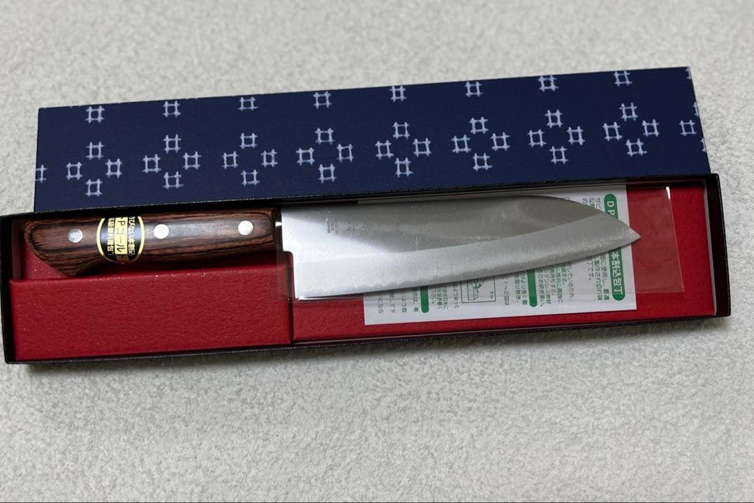 ちろる　関の包丁　日本孫六の本割込三徳包丁