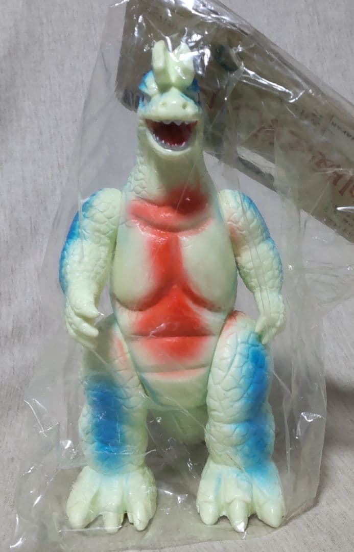 ブルマァク復刻版怪獣シリーズ ゴーストロン