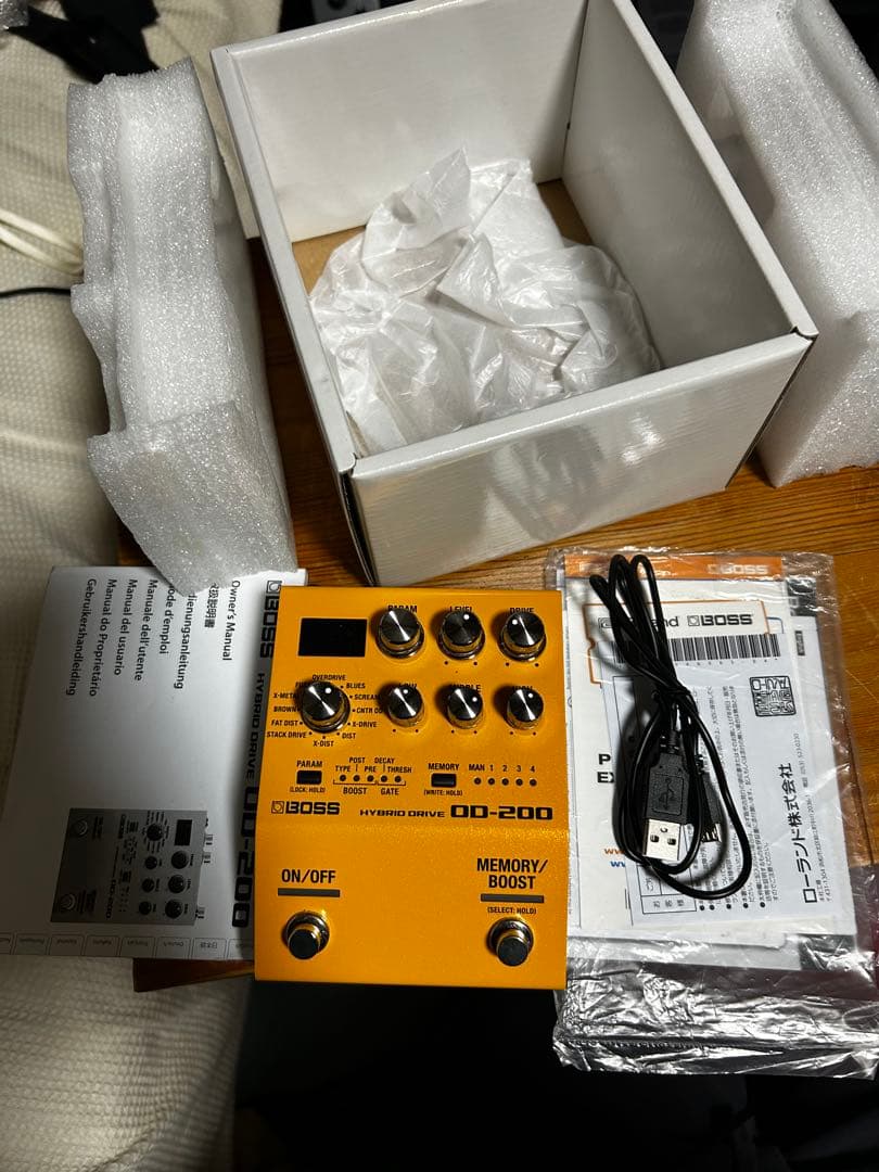 BOSS OD-200 Hybrid Drive ギターエフェクター