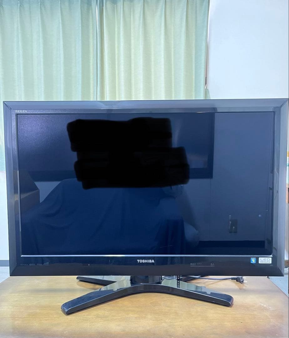 TOSHIBA REGZA 37インチ　液晶テレビ フルHD
