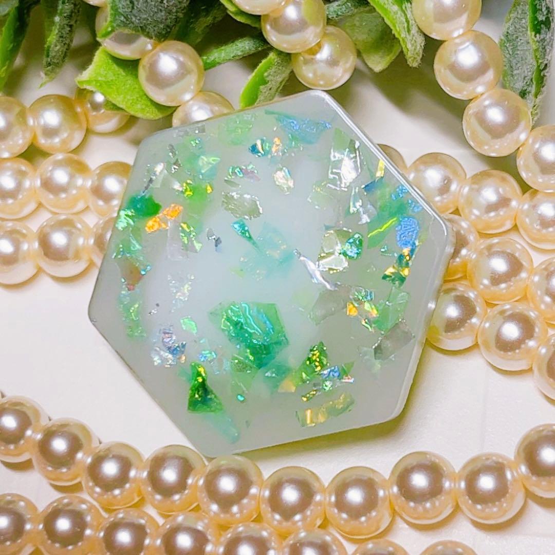 リリィ様お取置きです。SALE❣️レジンヘアゴム うさぎちゃん ミモザNo.910