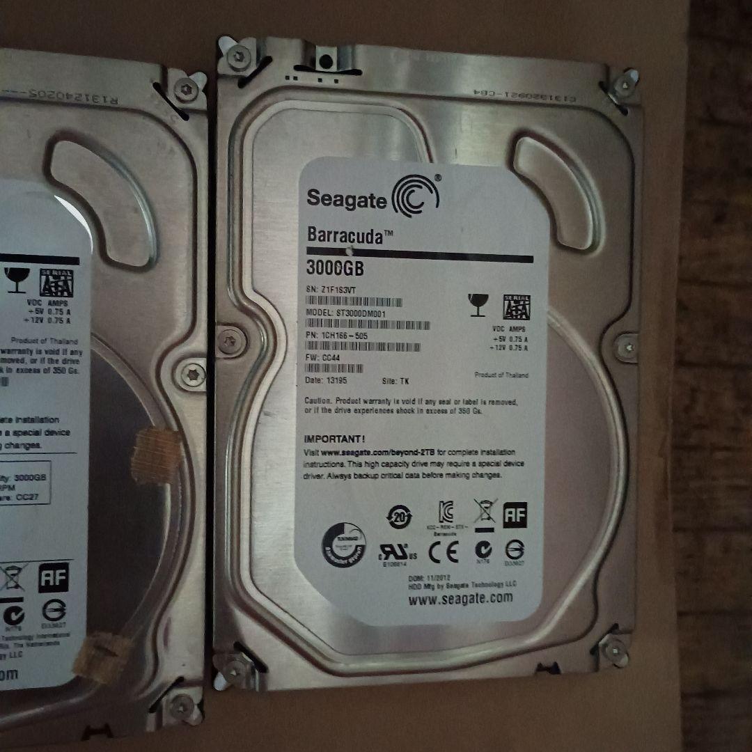 Seagate ST3000DM007（3.5 HDD 3TB）など　3個　5