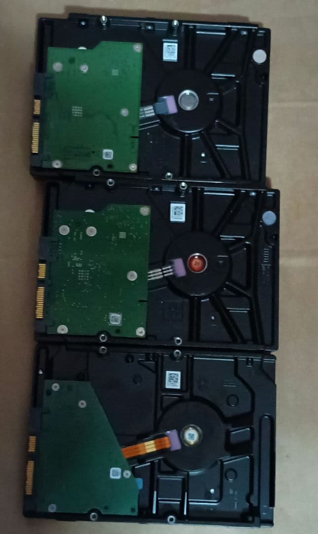 Seagate ST3000DM007（3.5 HDD 3TB）など　3個　5