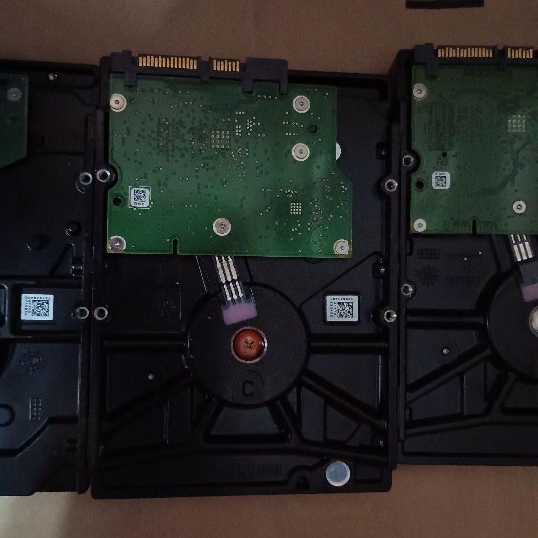 Seagate ST3000DM007（3.5 HDD 3TB）など　3個　5
