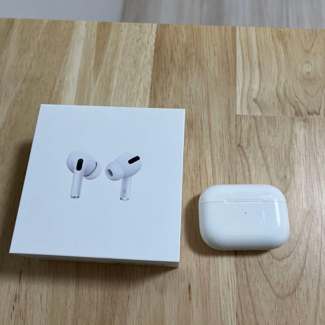 Apple AirPods Pro 初代 ワイヤレスイヤホン 本体