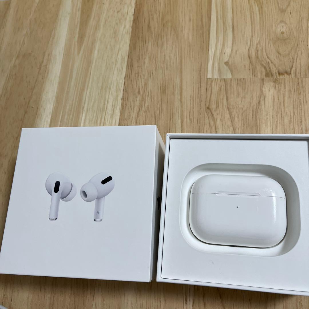 Apple AirPods Pro 初代 ワイヤレスイヤホン 本体
