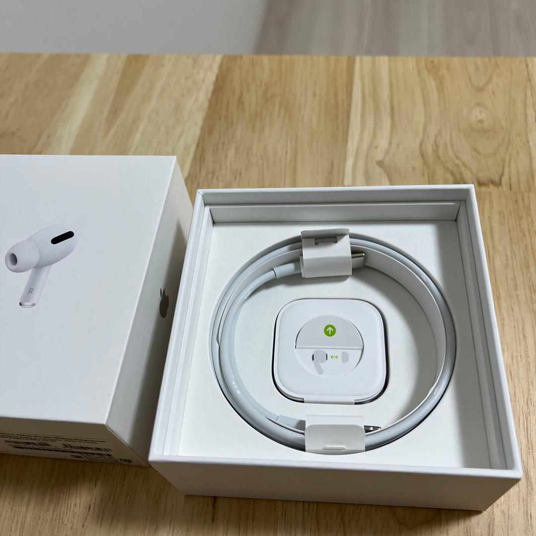 Apple AirPods Pro 初代 ワイヤレスイヤホン 本体
