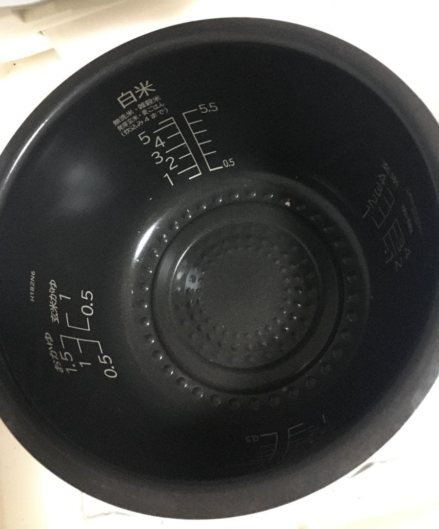 雪*く様 HITACHI　圧力IH 炊飯器　RZ-TS105M　5.5合　202