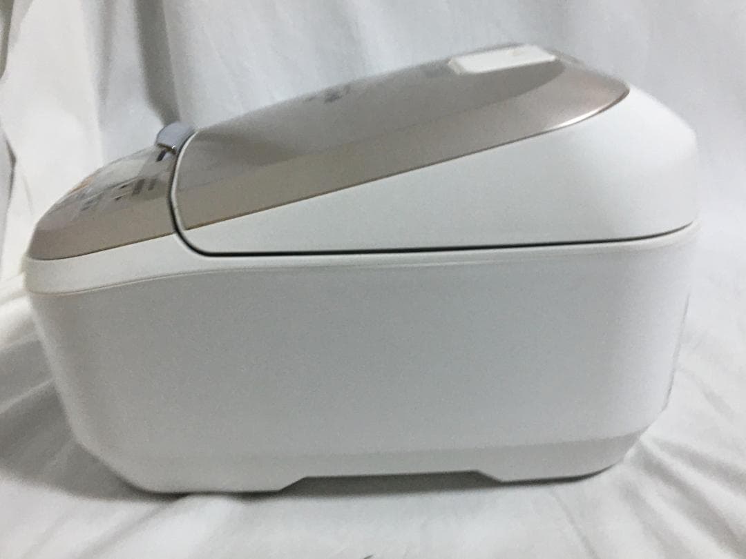 雪*く様 HITACHI　圧力IH 炊飯器　RZ-TS105M　5.5合　202