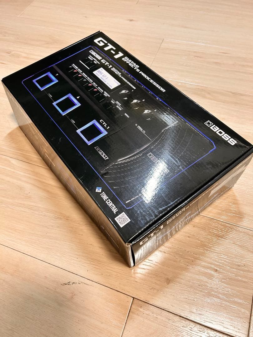 BOSS GT-1 デジタルギターエフェクター　アダプター付き
