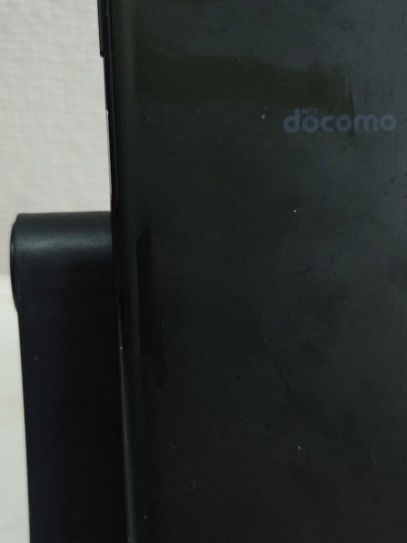 FCNT arrows N F-51C フォレストブラック