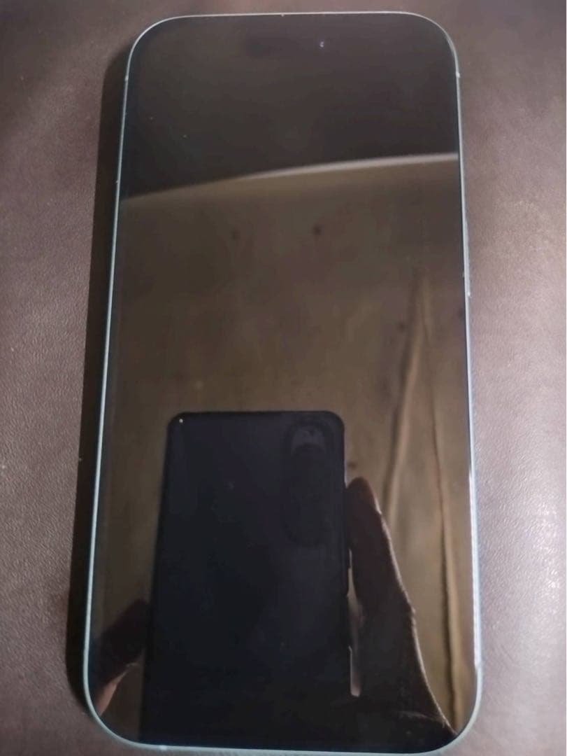 R*i様 【極美品希少】 iPhone 16本体 256GB バッテリー100%