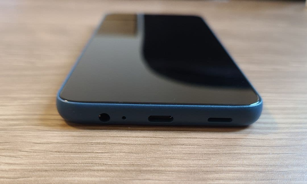 arrows We2 ドコモ SIMフリー ネイビーグリーン 箱あり 説明書あり