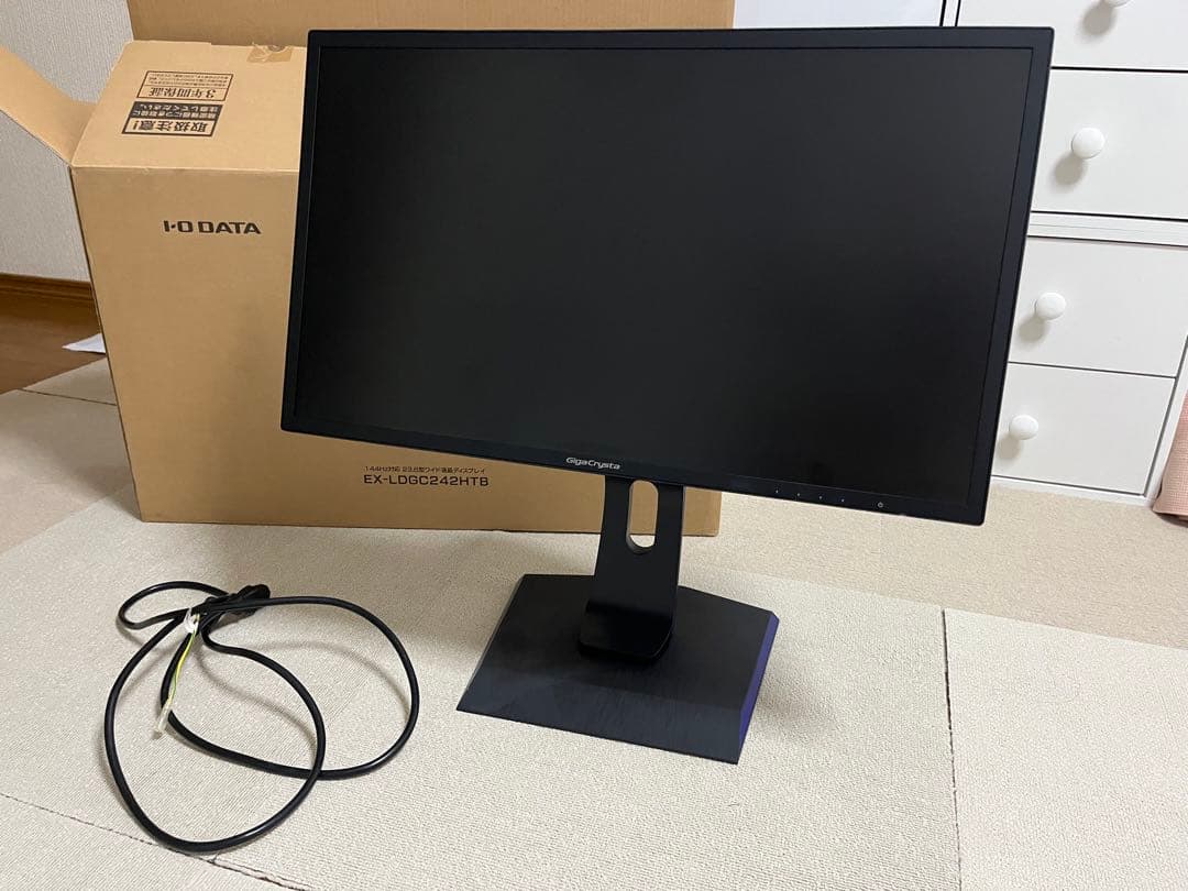 GigaCrysta ゲーミングモニター 本体