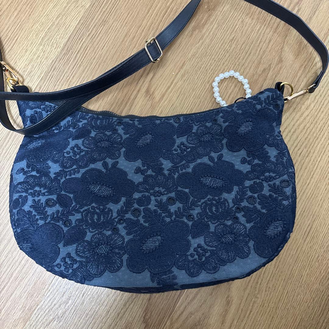 ミナペルホネンsmile flowerぽってりショルダーバッグ❗️