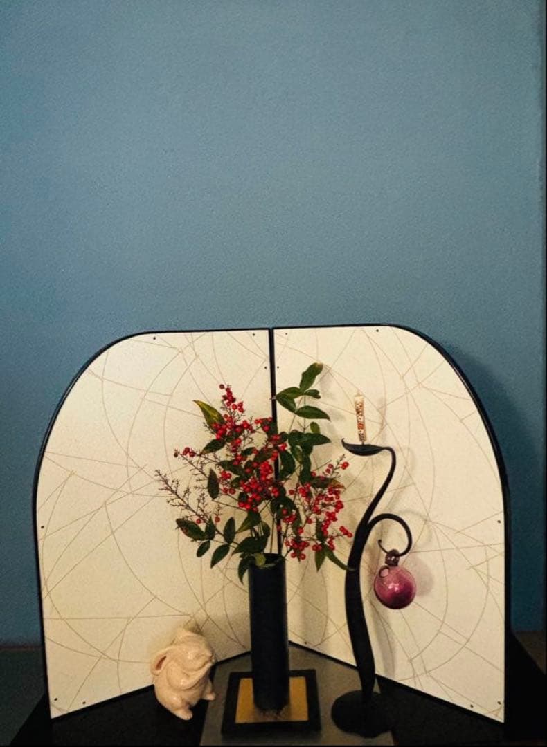 色々に形を変えられるフレキシブルなリバーシブル衝立　屏風　パーテーション