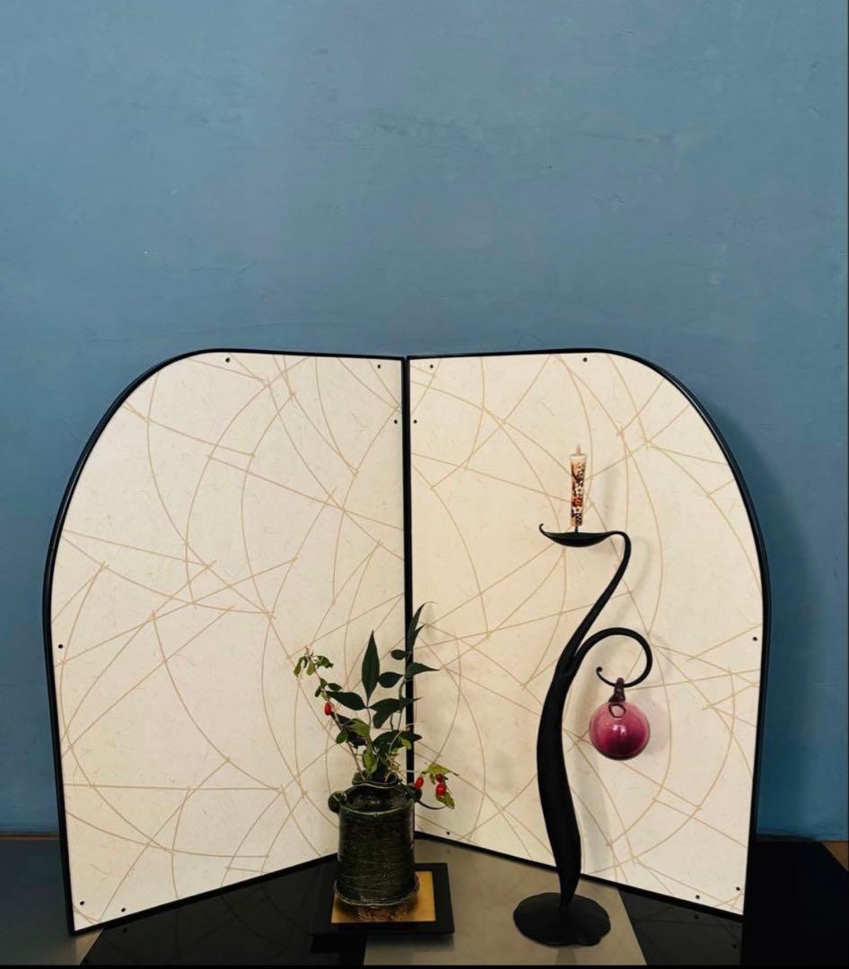 色々に形を変えられるフレキシブルなリバーシブル衝立　屏風　パーテーション