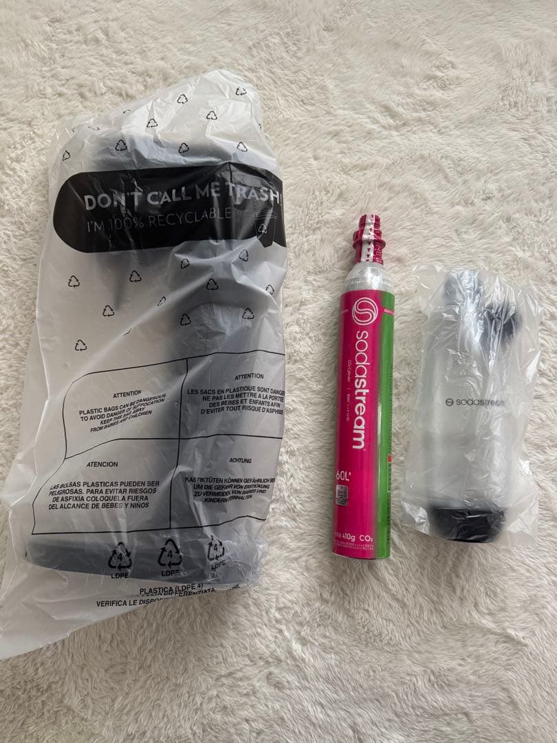 新品未使用　sodastream GAIA 炭酸水メーカーブラック