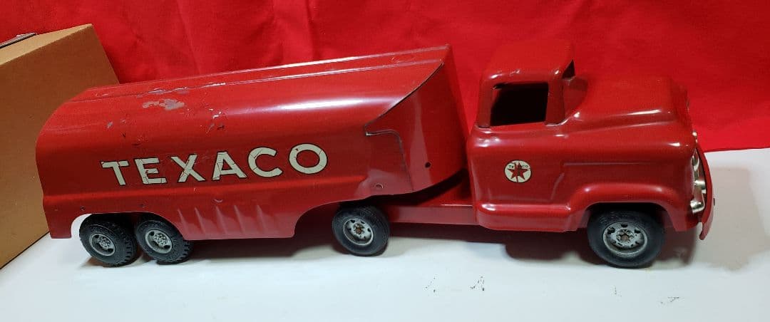 TEXACO 赤 タンクローリートラック　 全長６０cm！