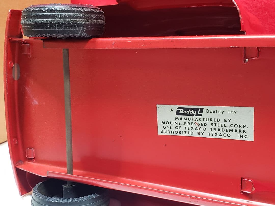 TEXACO 赤 タンクローリートラック　 全長６０cm！