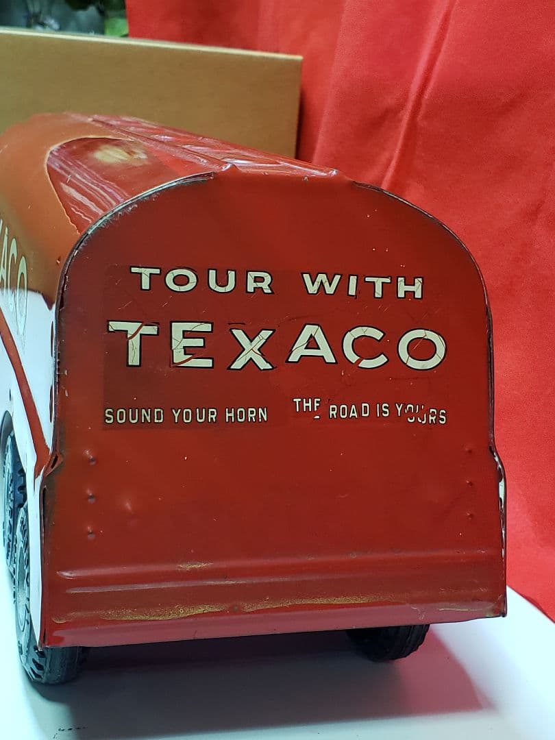 TEXACO 赤 タンクローリートラック　 全長６０cm！