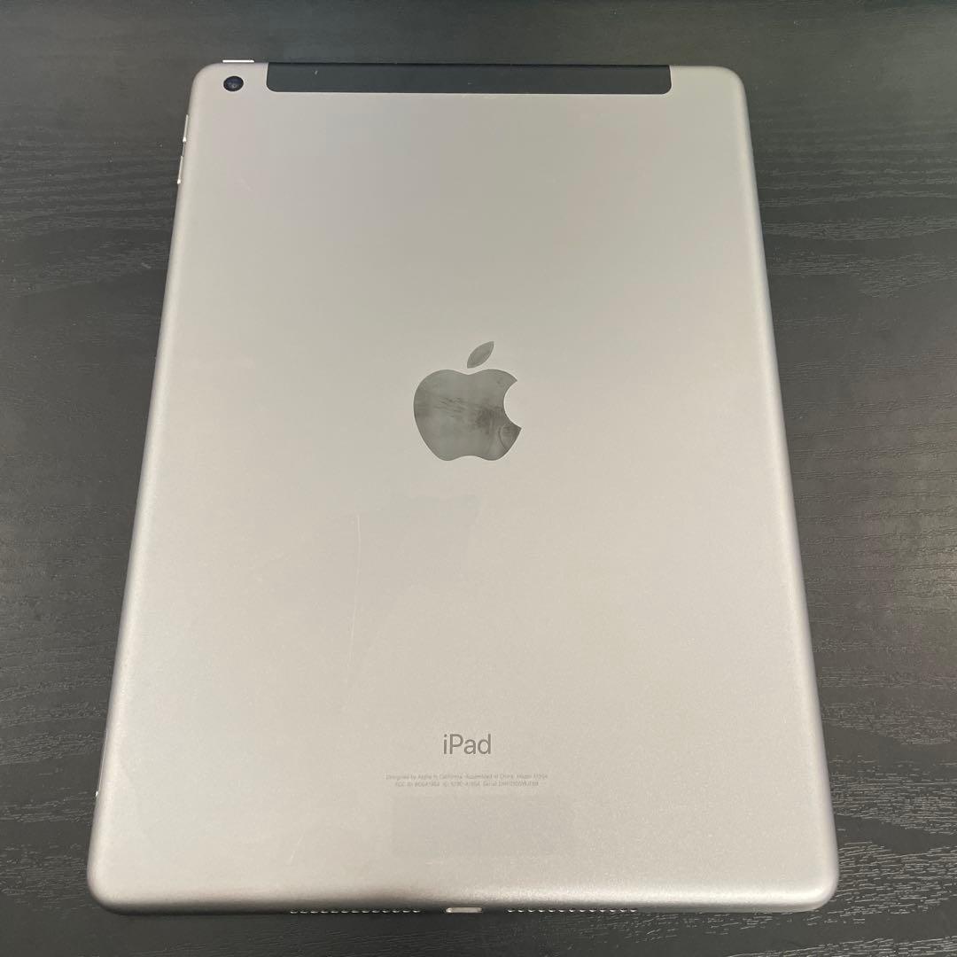 Apple iPad 第6世代　32GB