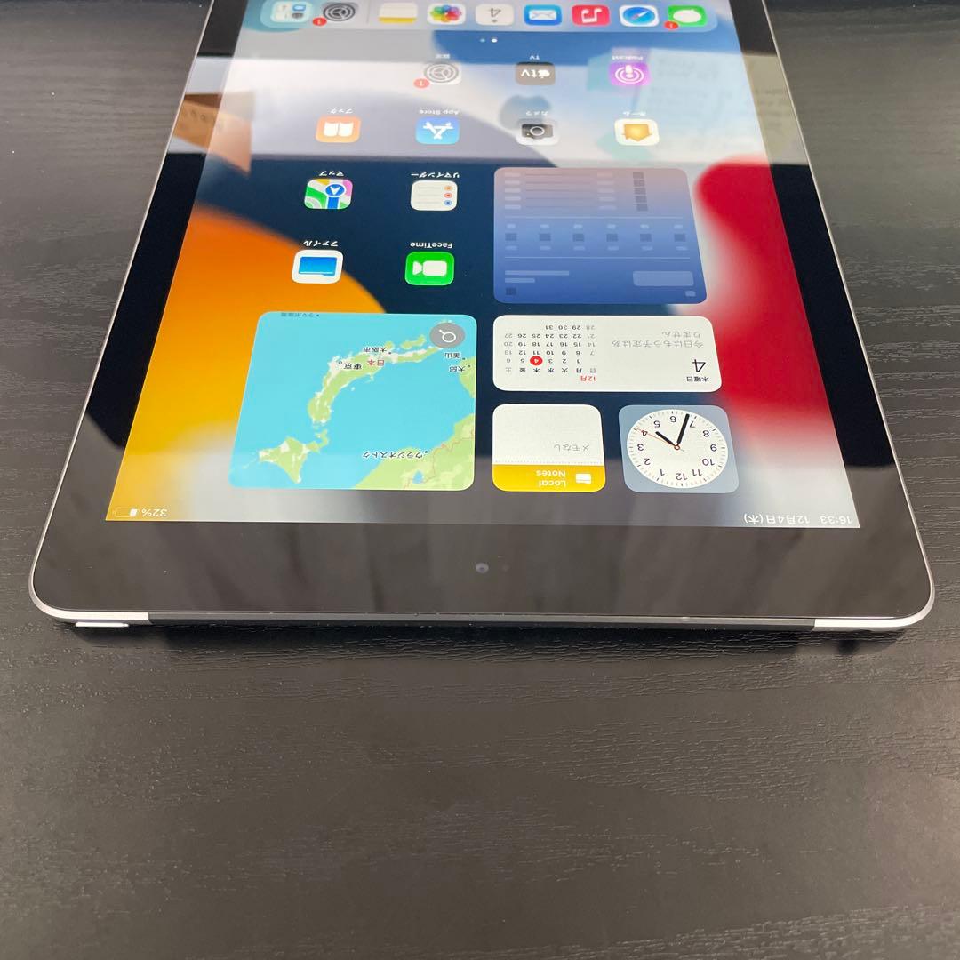 Apple iPad 第6世代　32GB