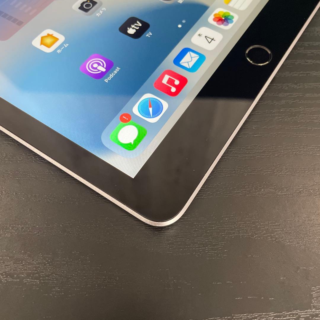 Apple iPad 第6世代　32GB