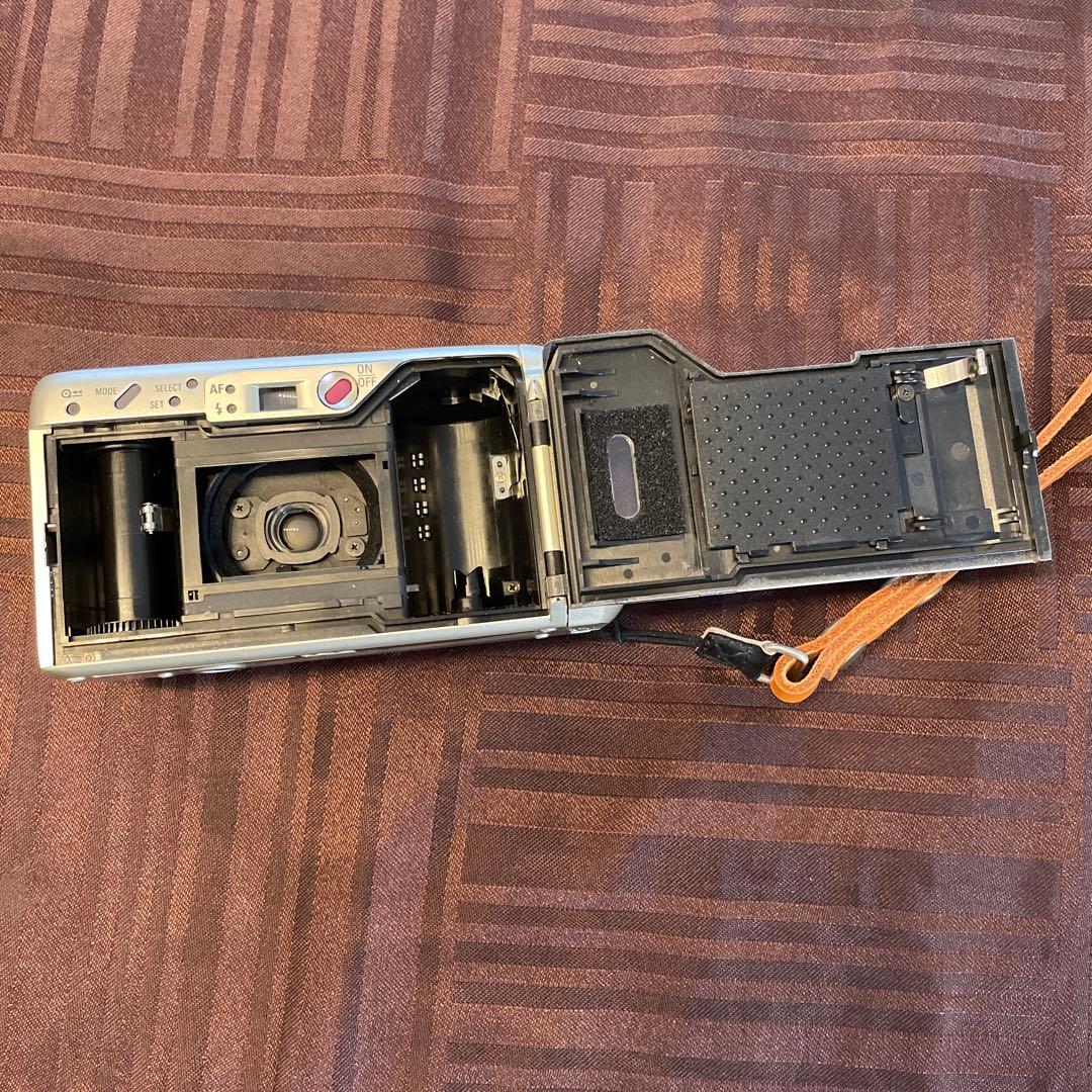 まるお　RICOH R10 シルバー コンパクトフィルムカメラ