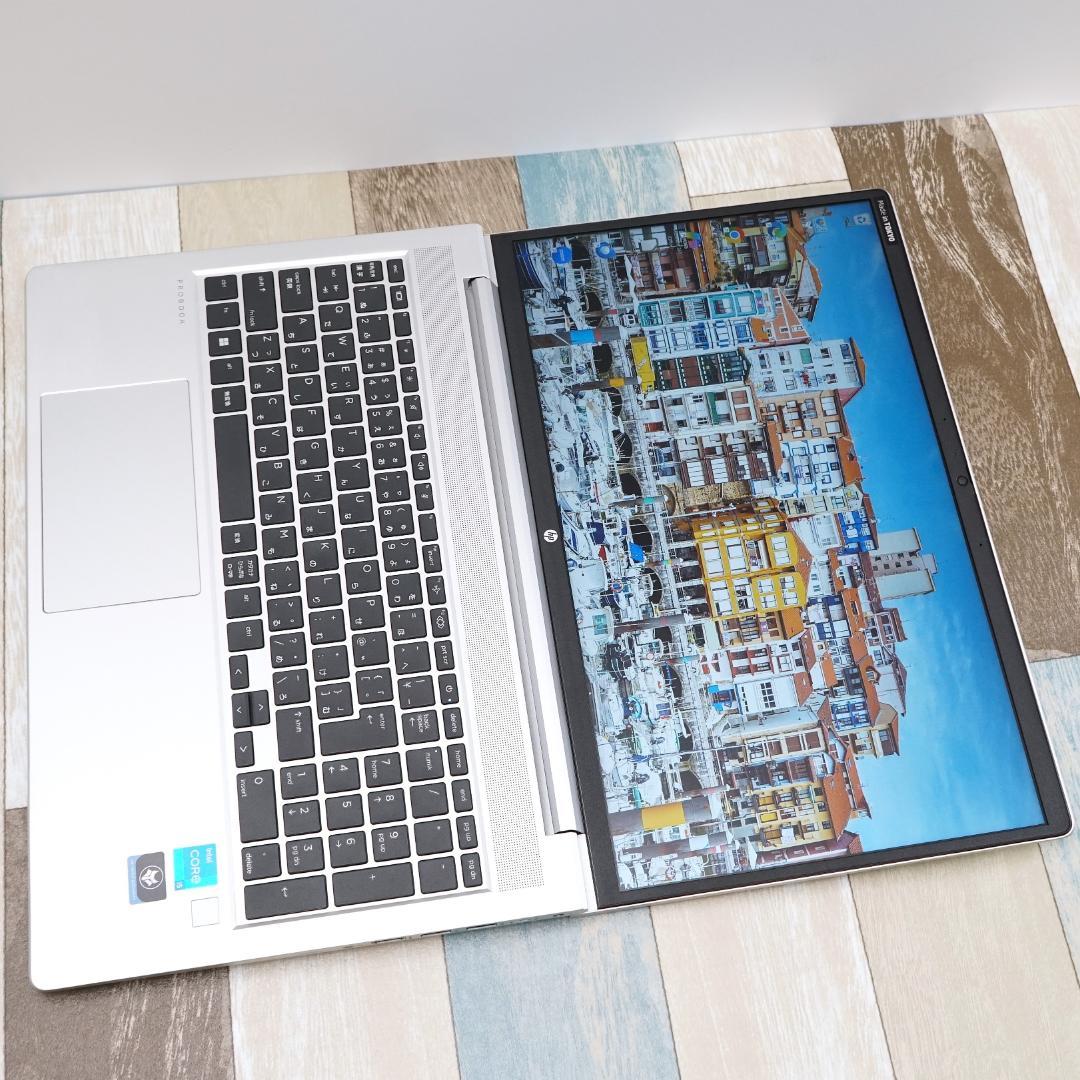 超高速新品ＳＳＤ５００ＧＢ換装済み✨美品の東京生産✨１０コアの第１２世代コアｉ５