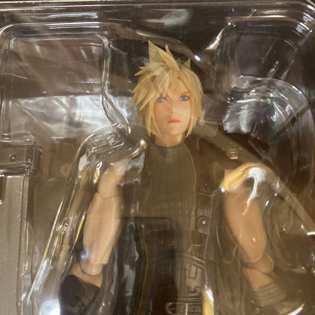 FINAL FANTASY VII PLAY ARTS改　クラウド・ストライフ