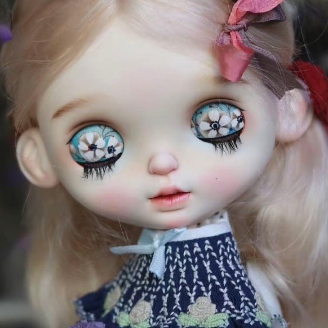 作家様カスタムブライス かわいい 幼い 人形 スミレ キラキラ