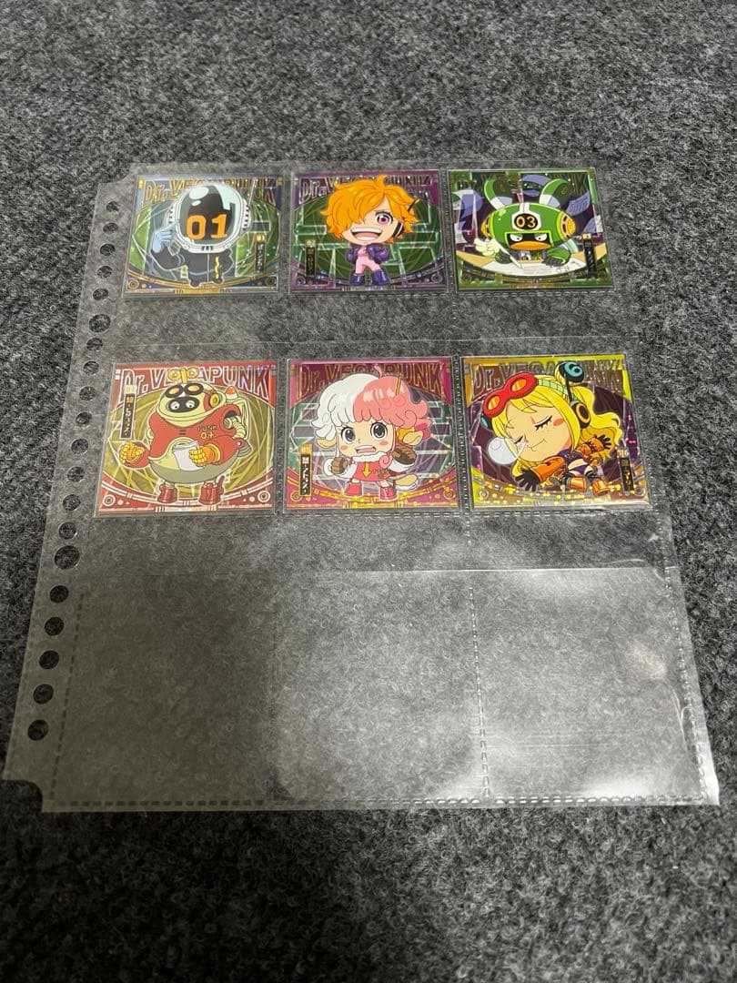 にふぉるめーしょん　キャラクターシール100枚以上セット 〈保存用ファイル付き〉