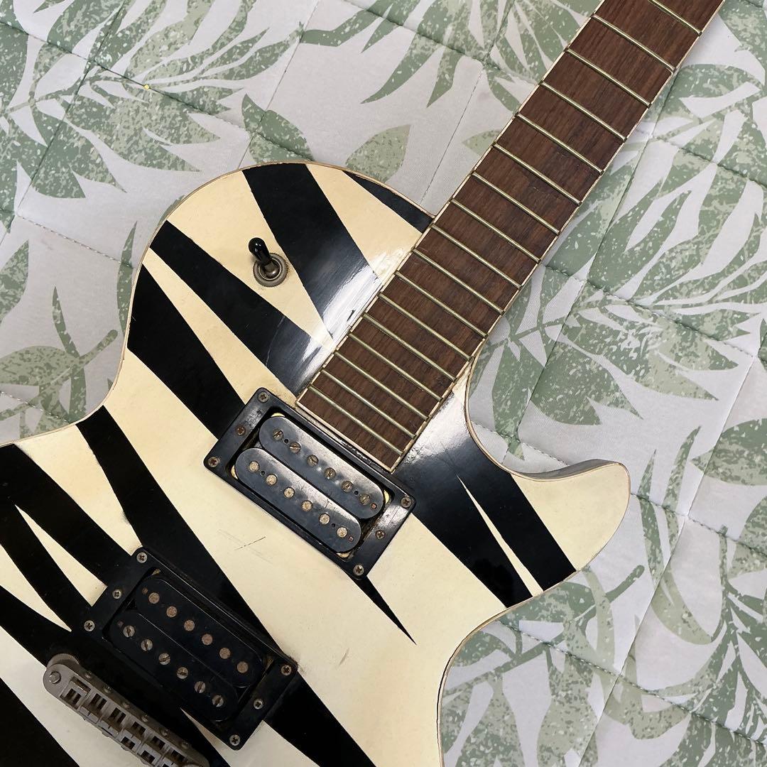 インパクト抜群！ザック・ワイルドBuzzsawモデルのレストアベース