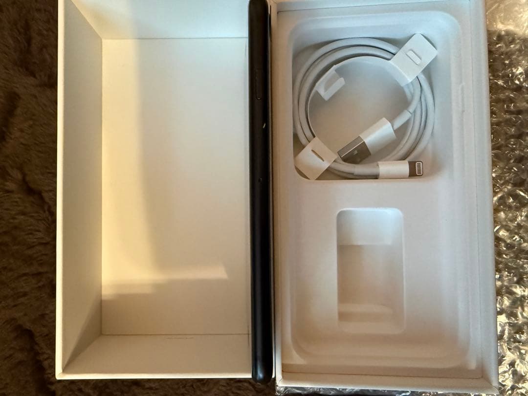 iPhone SE 第2世代 (SE2) ブラック 256GB SIMフリー