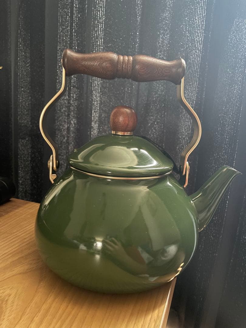 エジリー やかん 緑