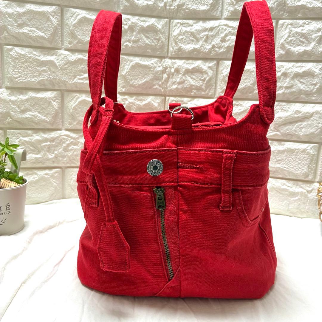デニムリメイク　ハートのキーロック付きキューブバック　朱赤　カラーデニム