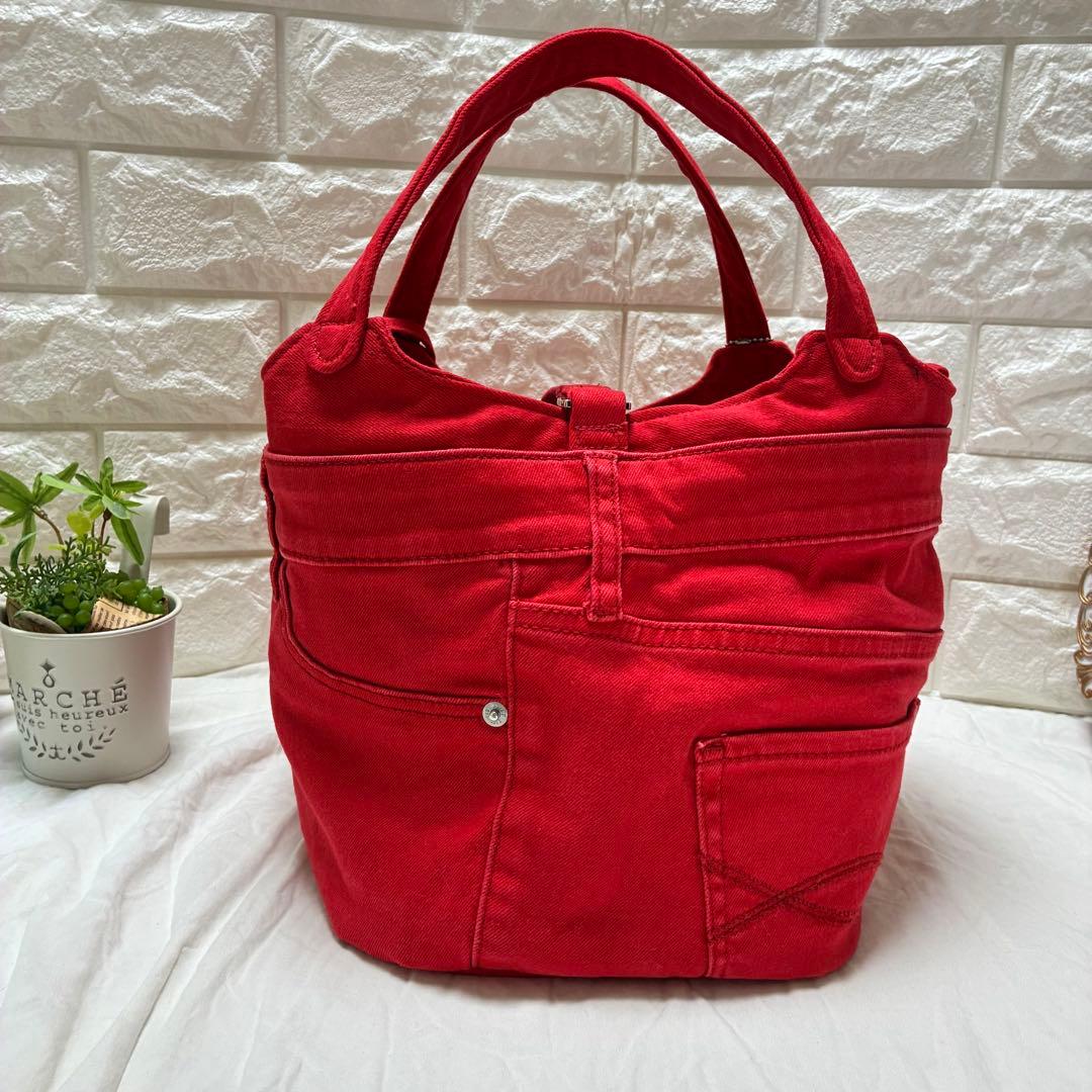 デニムリメイク　ハートのキーロック付きキューブバック　朱赤　カラーデニム