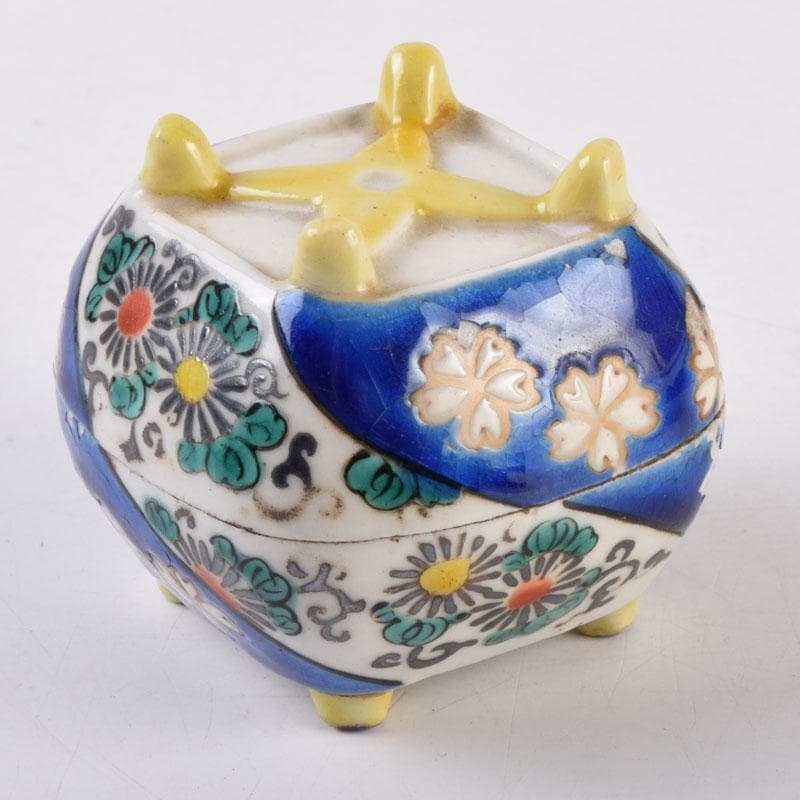 茶道具　色絵　花草文　香合　時代箱　C　8475