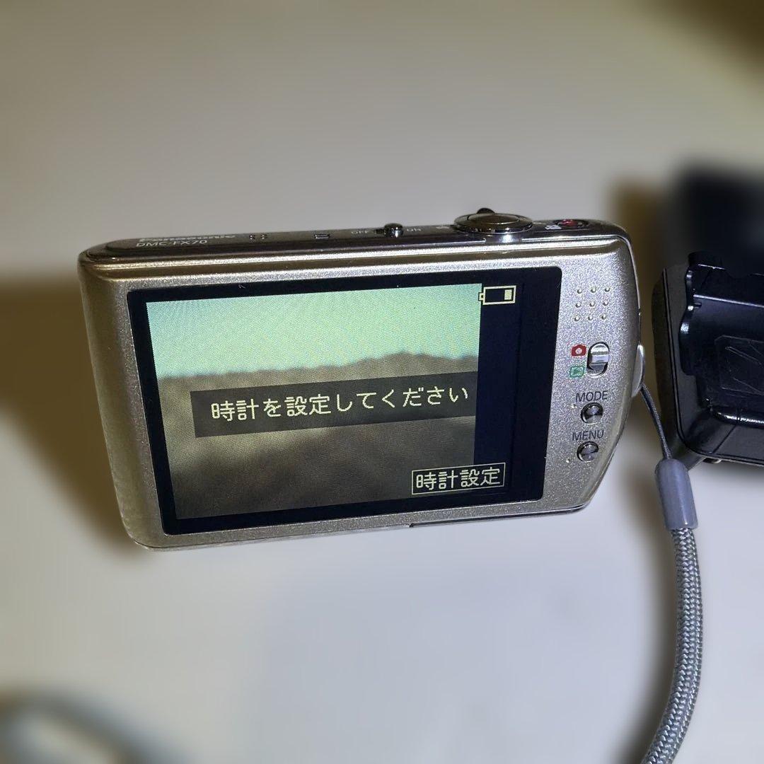 Panasonic LUMIX DMC-FX70 充電器・バッテリー・sd付