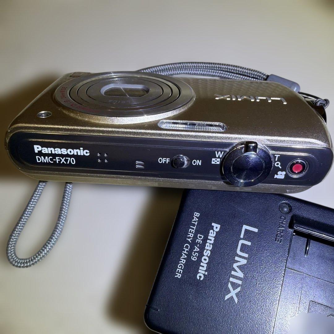Panasonic LUMIX DMC-FX70 充電器・バッテリー・sd付