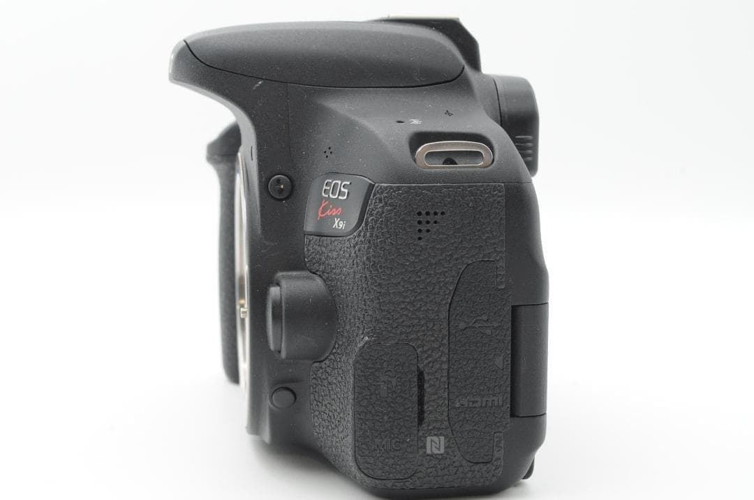●新品級●新春初売りSALE● Canon EOS Kiss x9i ダブル