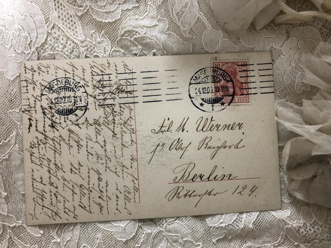 アンティークポストカード お人形と美しい少女