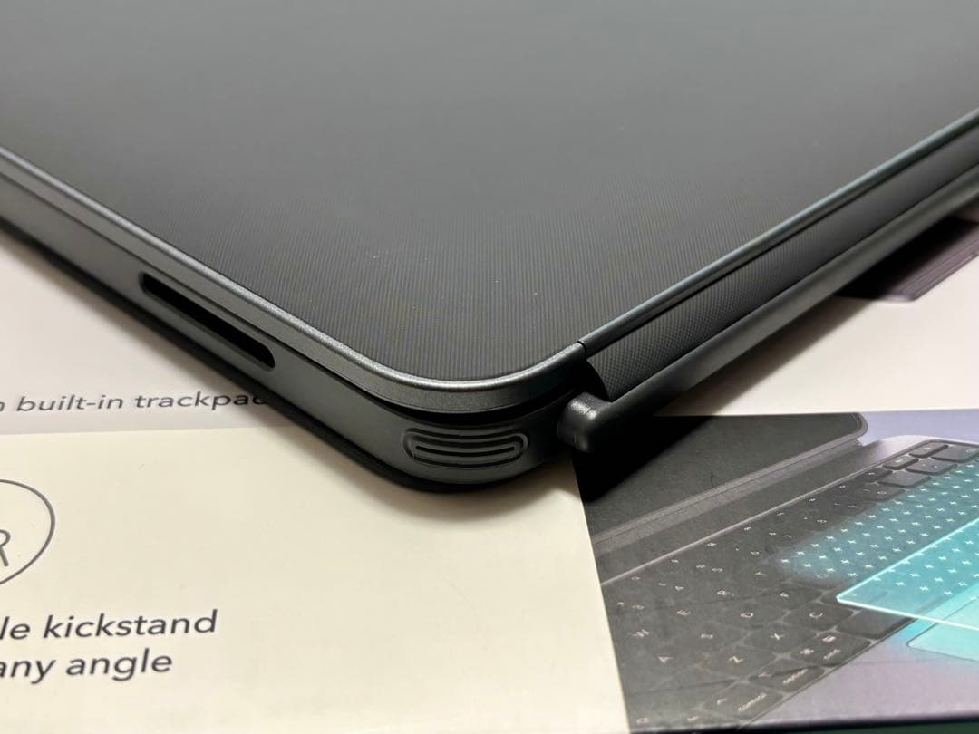 【ひよこまめ】ESR Shift iPad Air 13キーボード付ケース