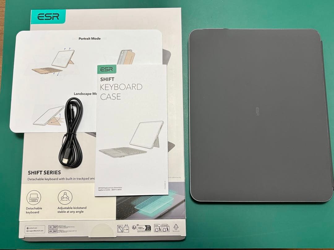 【ひよこまめ】ESR Shift iPad Air 13キーボード付ケース
