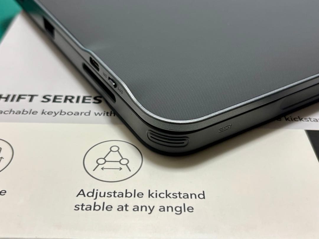 【ひよこまめ】ESR Shift iPad Air 13キーボード付ケース