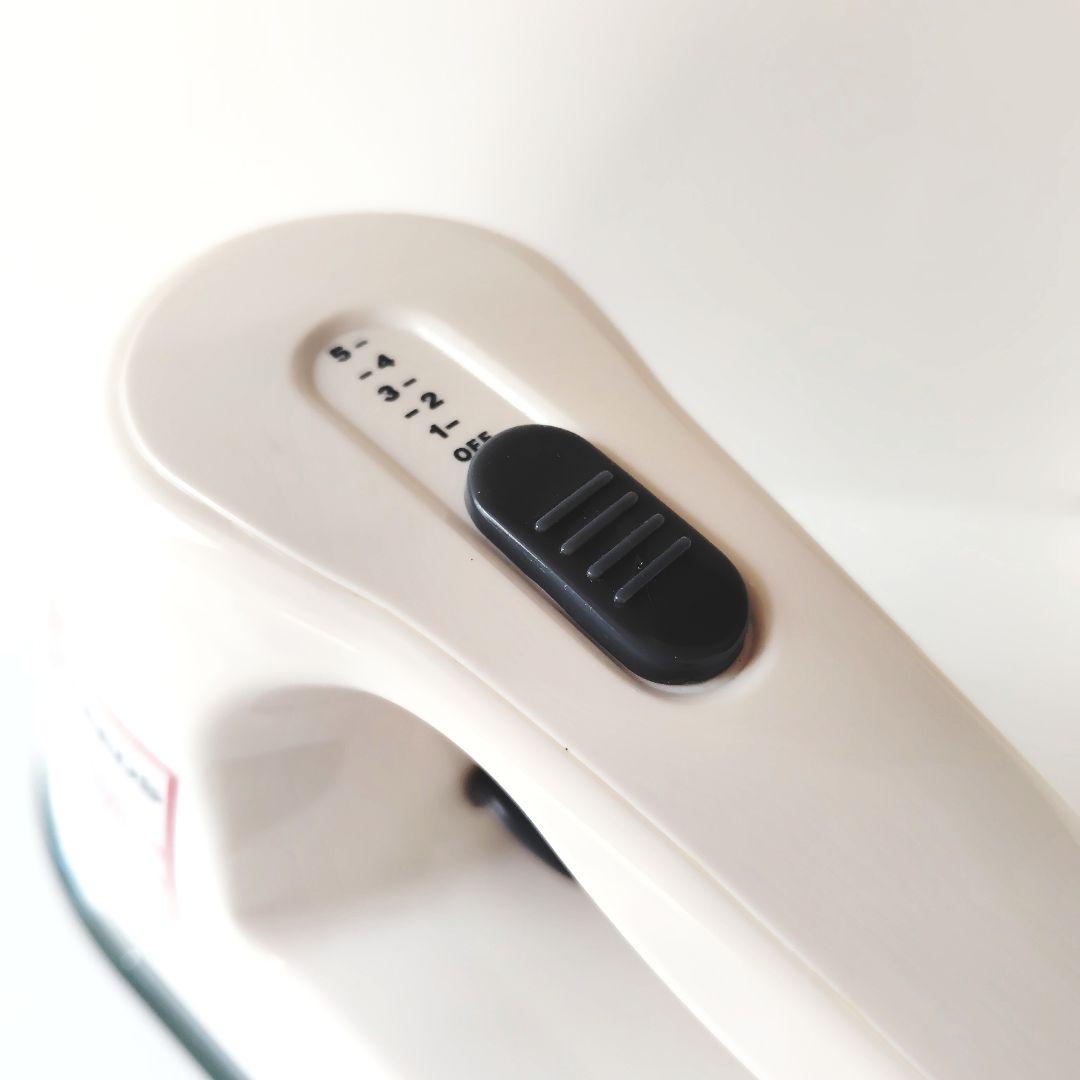 【新品】クイジナート／スマートパワーハンドミキサー　収納ケース付き　HM-50J