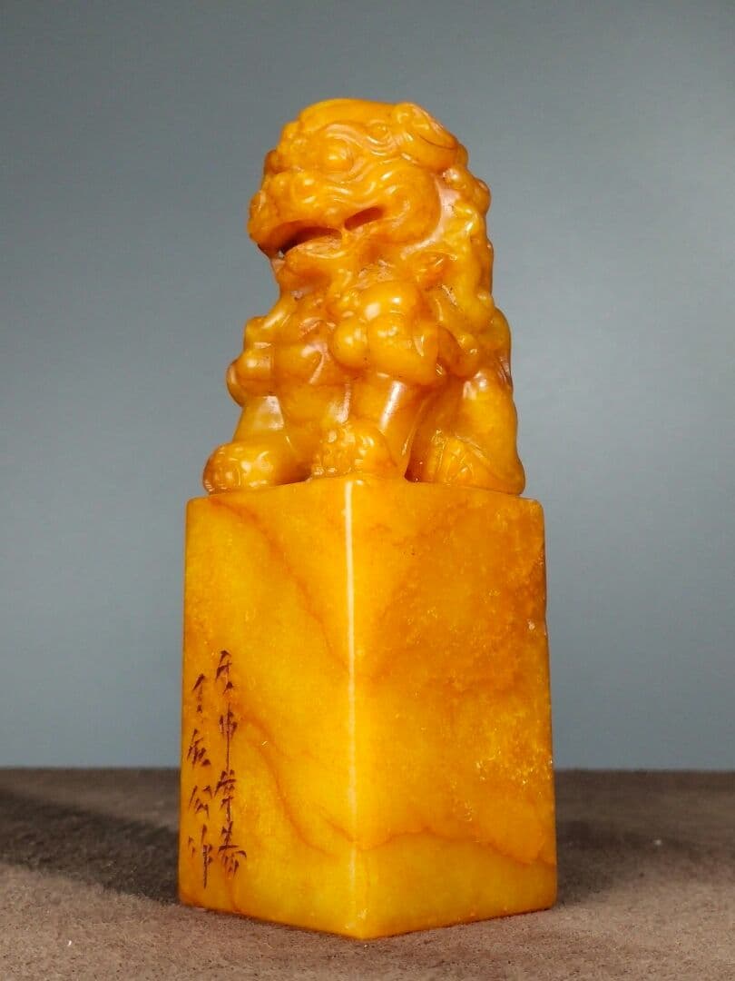 収蔵品が少ない天然田黄手作りライオン印章8