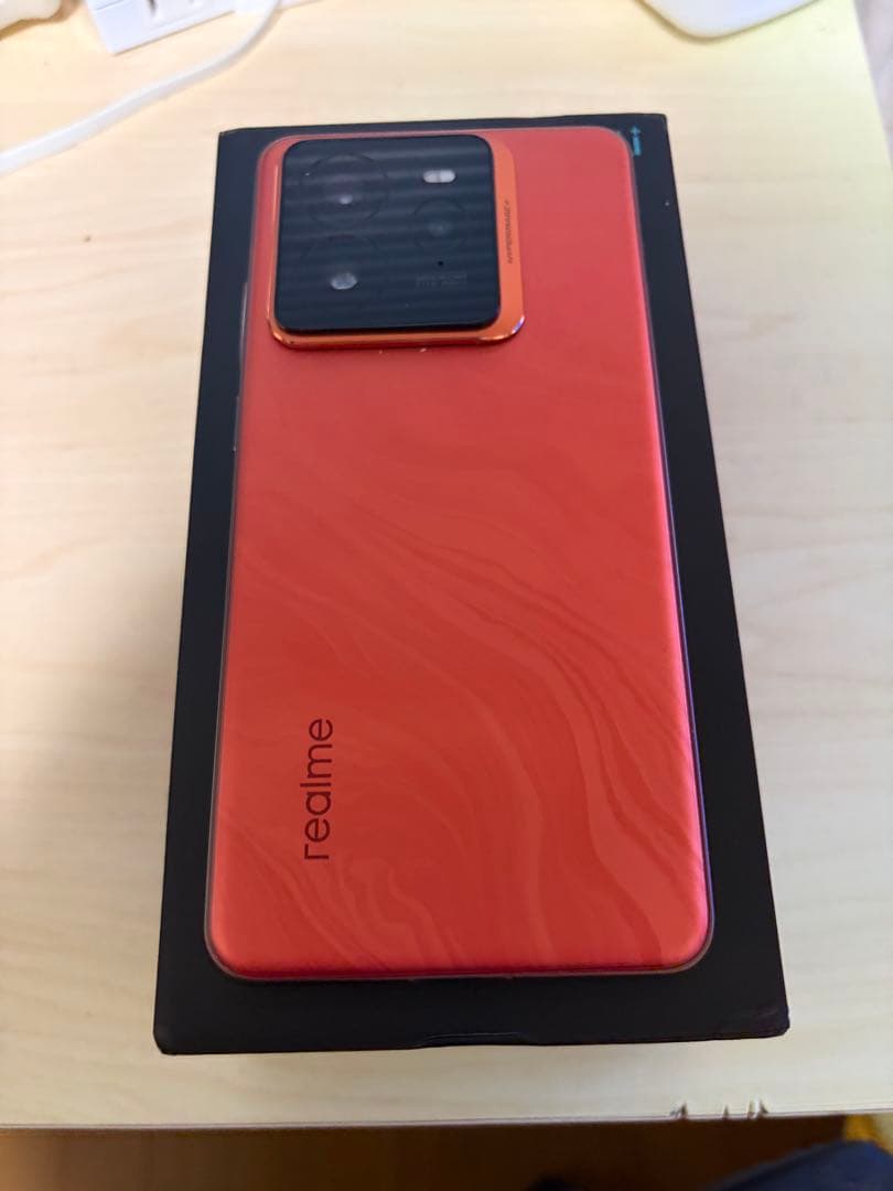 realme GT7 Pro オレンジ