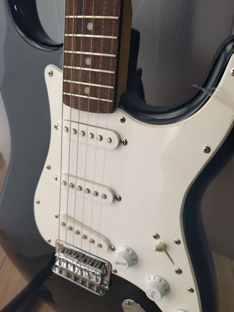 Squier　Bullet Stratocaster　ブラック　ソフトケース付